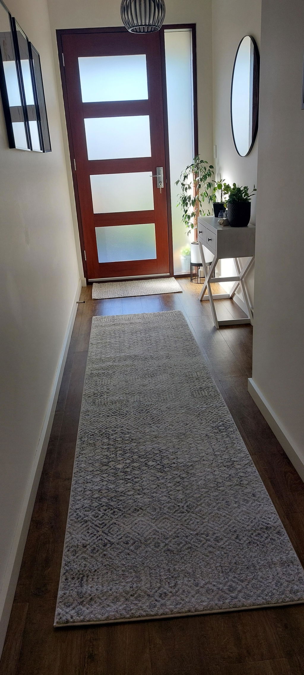 Evoke Diamond Grey Transitional Runner Rug