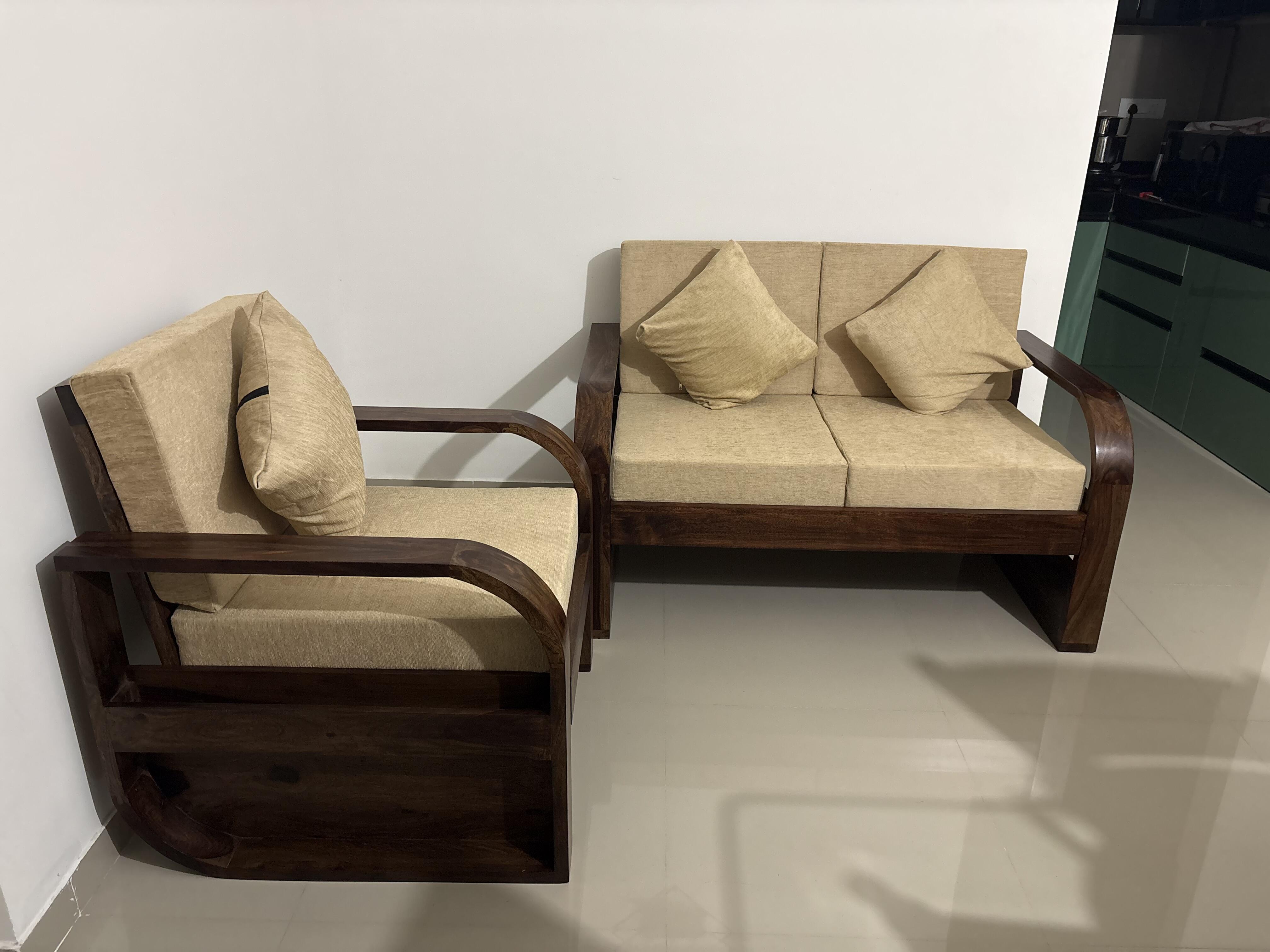 Apurba Kumar Roy review photo
