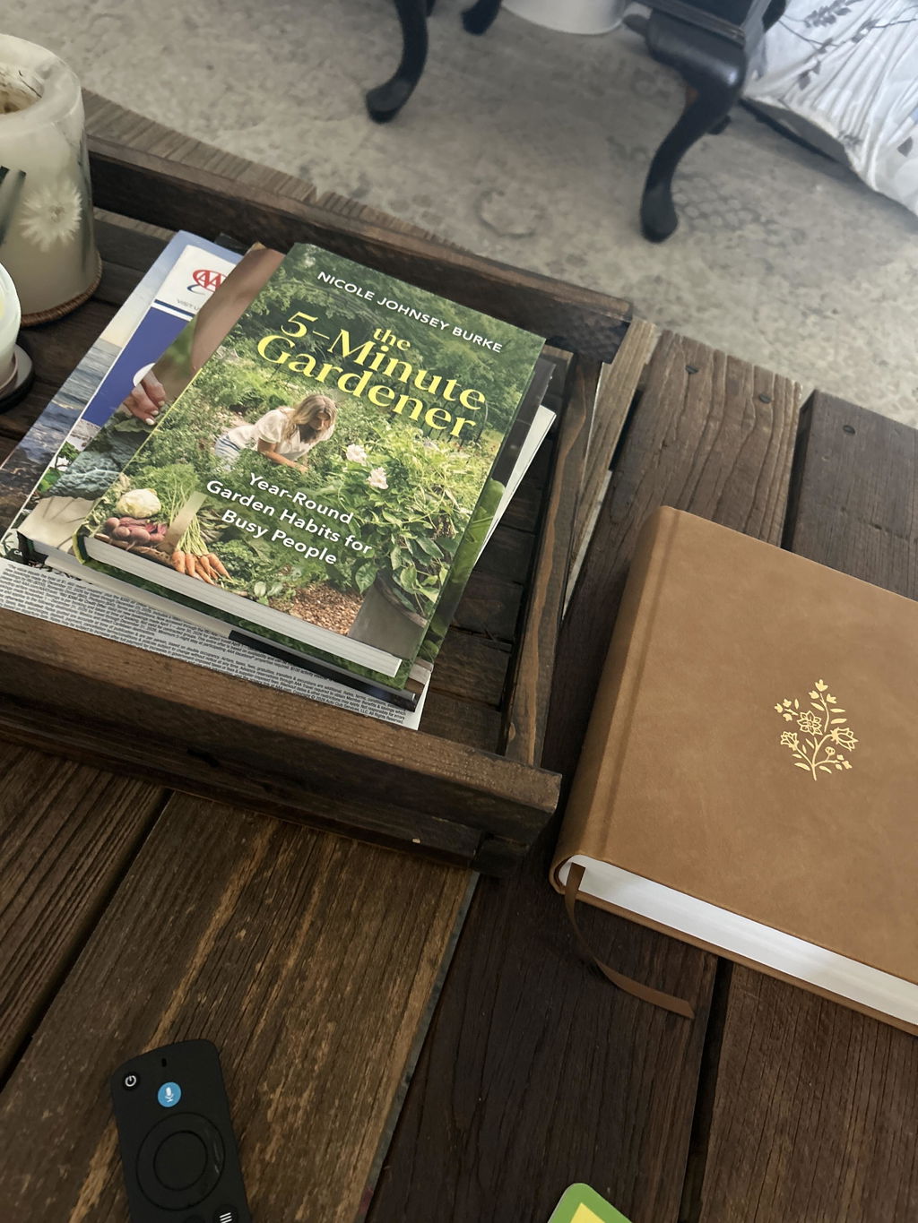 The 5-Minute Gardener by Nicole Burke