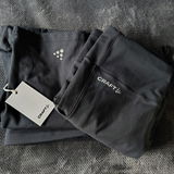 M. Harries review photo