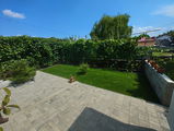 Iulian review photo