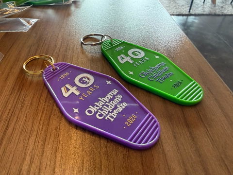 Custom Retro Hotel Motel Plastic Keychains Printed Key Tags