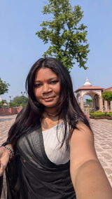 Payalpandey review photo