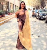 Himanshi review photo