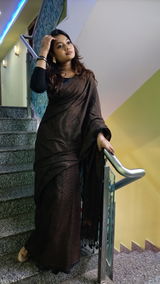Nisha review photo