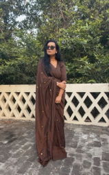 Aarti review photo
