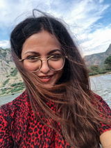 Pratiksha kulshrestha review photo