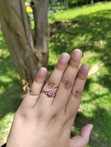 M**E review photo