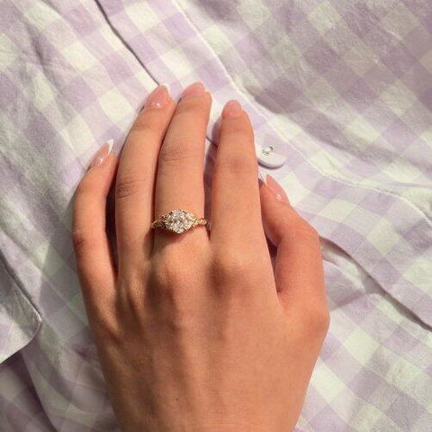 Crossed Leaf Lab Grown Diamond Engagement Ring-Thessaly | GemsMagic