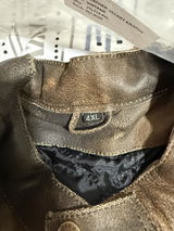 J E review photo