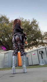 Nisha Lazare review photo