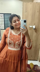 Shraddha Bhuwal review photo