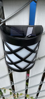 Ade Hdz review photo