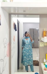 Ayswarya review photo
