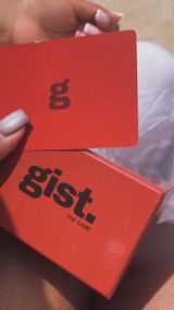 Ghislaine review photo