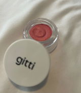 Anahi review photo