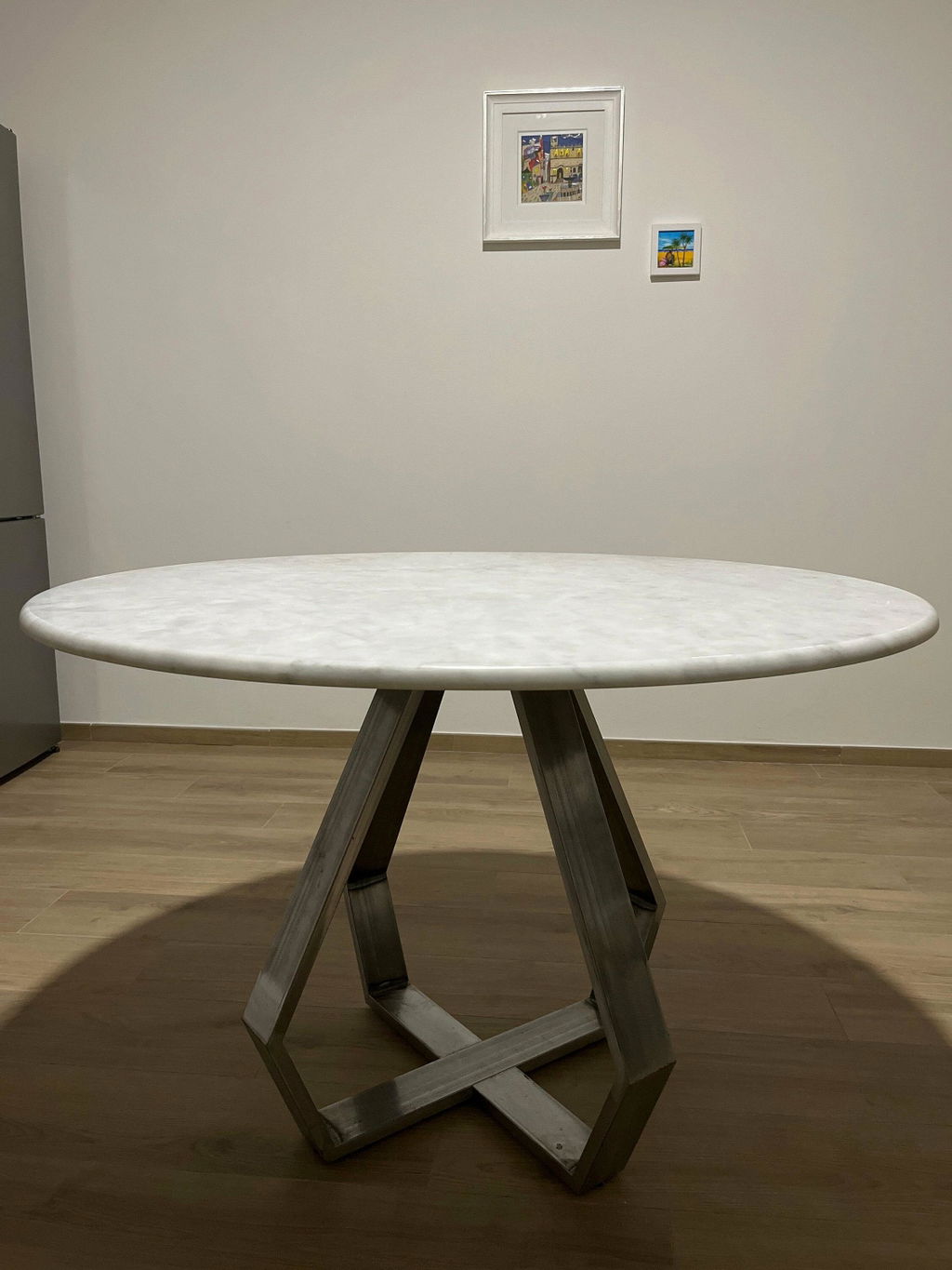 Steel Dining table base for round or square tabletop (28" / 72 cm height)