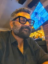 Shounak Chakraborty review photo