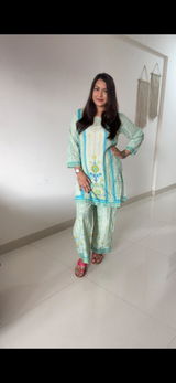 Seema Mehta review photo