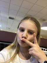 Julia Helin review photo