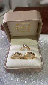 Duran Emmylou review photo