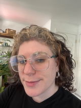 deanna review photo