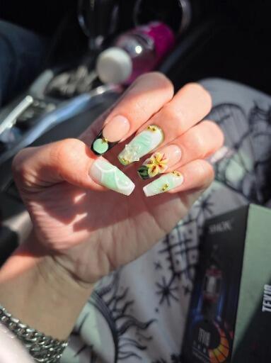 Mint Reverie – Main Character Mint Floral Coffin Press-On Nails