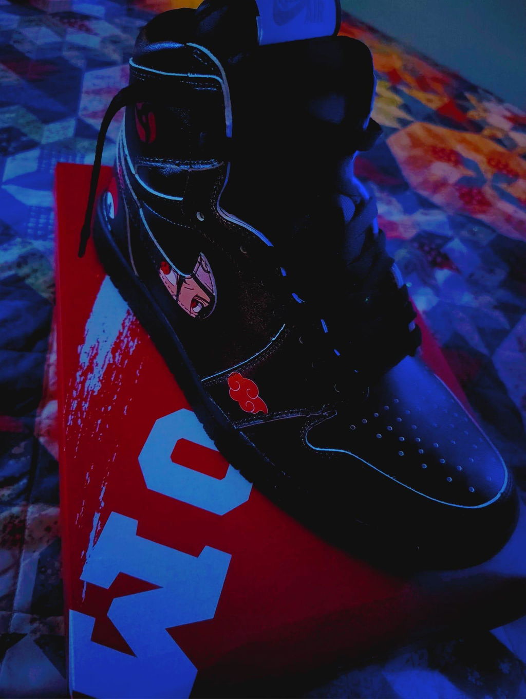Akatsuki Itachi Uchiha V.2 Custom High-Top Sneakers