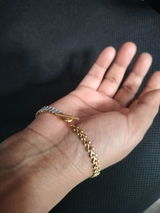 Anuja review photo