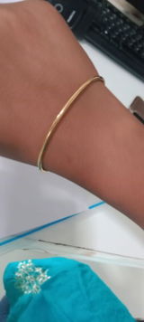 sakshi review photo