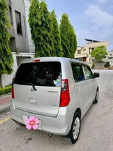 Nimra Javed review photo