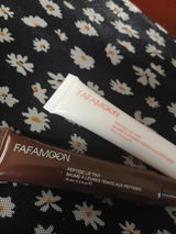 Anonyme review photo