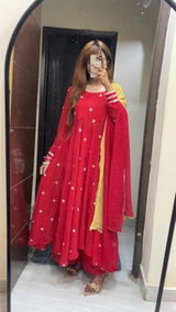 Sona Khan review photo