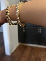 Aly review photo