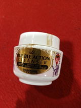 Hira Ahmed review photo