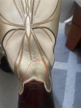 Nicole Lindsay review photo