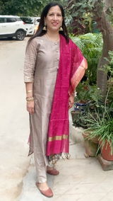 Supriya Thapar review photo