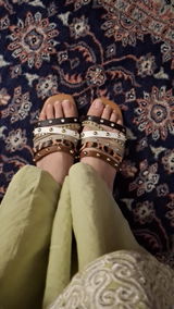 Sana Niazi review photo