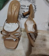 Anum review photo