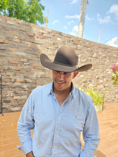 Foto publicada por Adrián con su sombrero Goose Western
