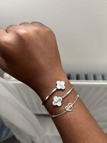 T Giwa review photo