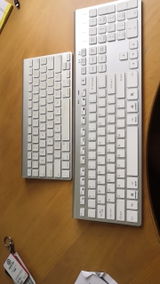 Rechargeable 106 Keycaps Wireless Keyboard and Mouse Set