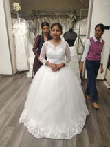 Stuti Thomas review photo