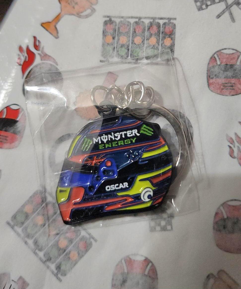 Oscar Piastri 2025 Helmet Enamel Keychain