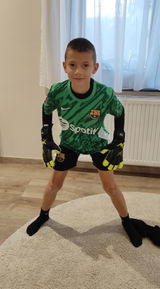 Gábor Várhelyi review photo