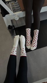 Pilates Socken aus Baumwolle I Ruffle Heart Rot