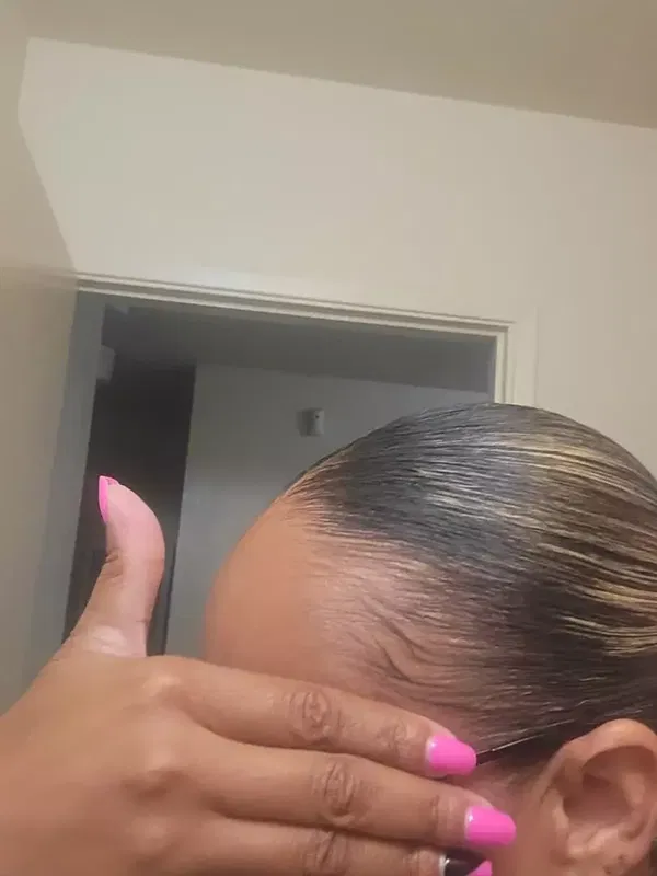 Customer review photo of laid edges