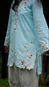 Gauri review photo
