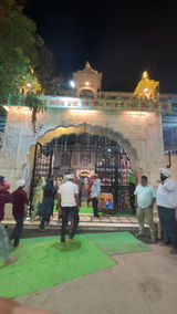 Atharv Panwar review photo