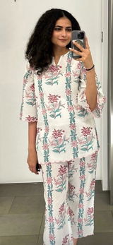Meha Kaushal review photo